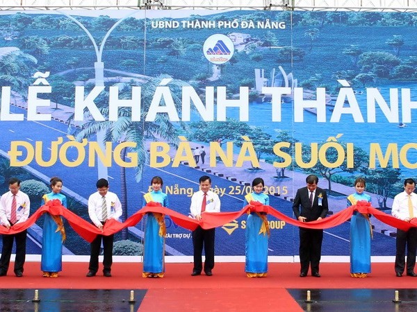 The inauguration ceremony of Ba Na-Suoi Mo road (Photo: VNA)